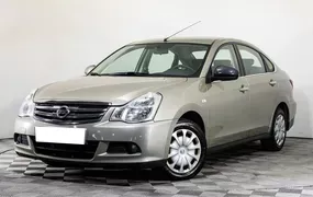 Nissan Almera