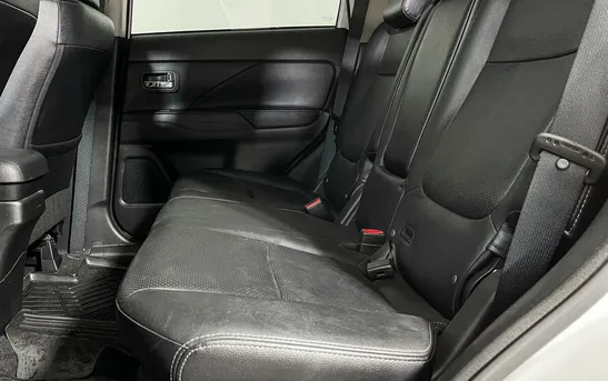 Mitsubishi Outlander 2.40 вариатор, фото №1