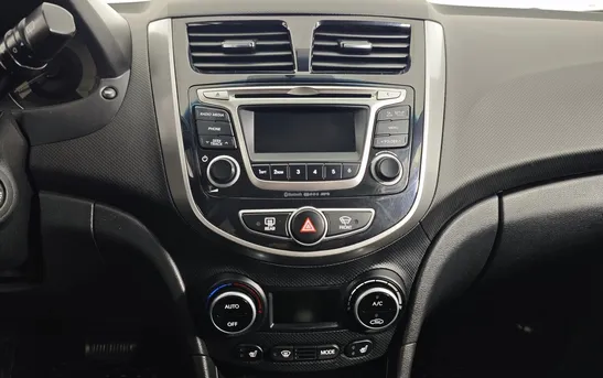 Hyundai Solaris 1.60 автоматическая, фото №1