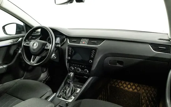 Skoda Octavia 1.80 робот, фото №1