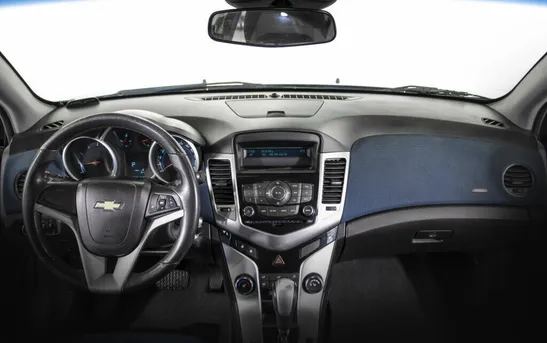 Chevrolet Cruze 1.80 автоматическая, фото №1