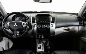 Mitsubishi Pajero Sport