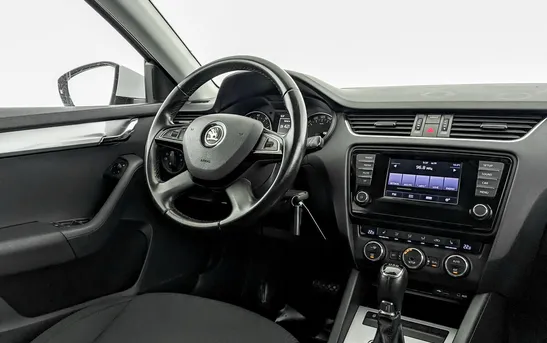 Skoda Octavia 1.80 робот, фото №1
