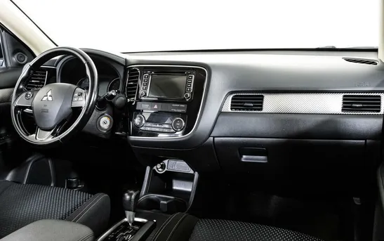 Mitsubishi Outlander 2.00 вариатор, фото №1