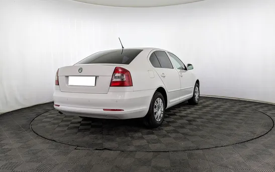 Skoda Octavia 1.60 автоматическая, фото №1