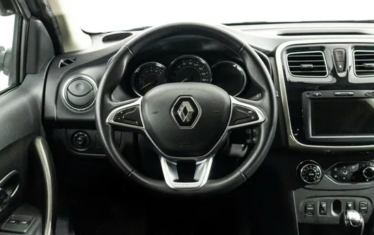 Renault Logan 1.60 автоматическая, фото №1