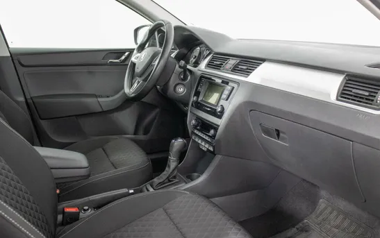 Skoda Rapid 1.40 робот, фото №1