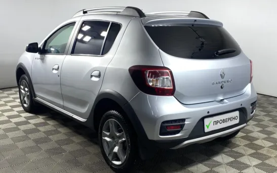 Renault Sandero 1.60 автоматическая, фото №1