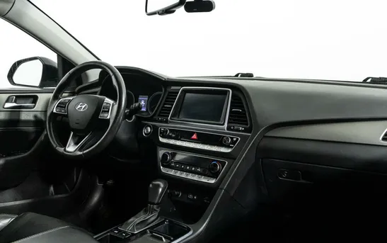 Hyundai Sonata 2.00 автоматическая, фото №1