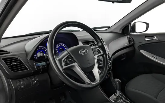 Hyundai Solaris 1.60 автоматическая, фото №1