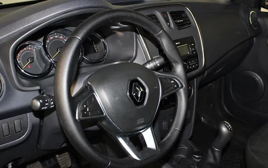 Renault Sandero 1.60 механика, фото №1