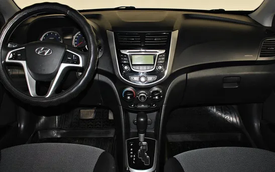 Hyundai Solaris 1.60 автоматическая, фото №1