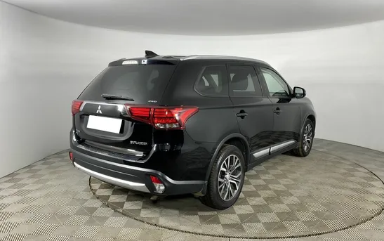Mitsubishi Outlander 2.00 вариатор, фото №1