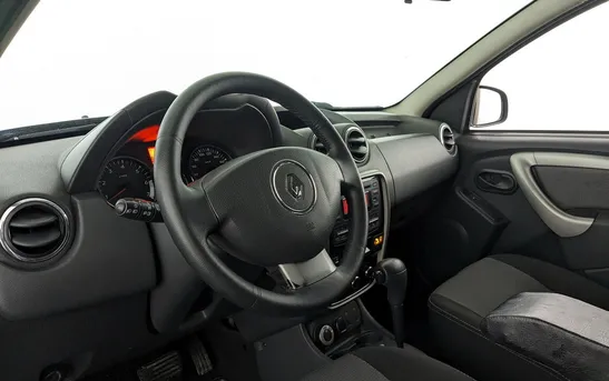 Renault Duster 2.00 автоматическая, фото №1
