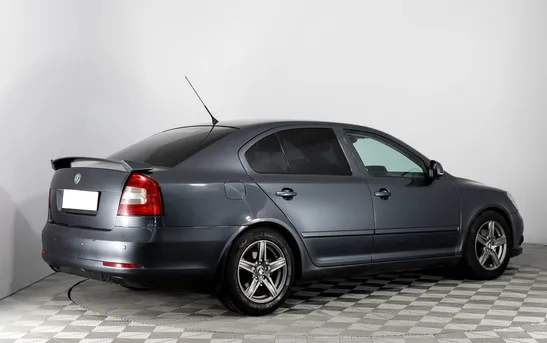 Skoda Octavia 1.80 робот, фото №1