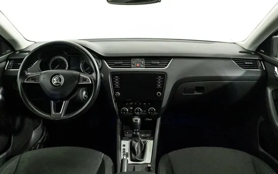 Skoda Octavia 1.80 робот, фото №1
