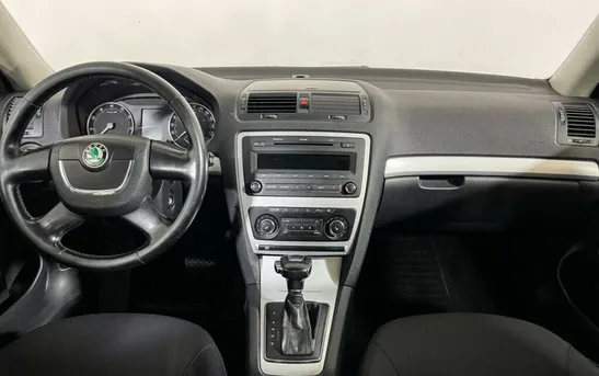 Skoda Octavia 1.60 автоматическая, фото №1