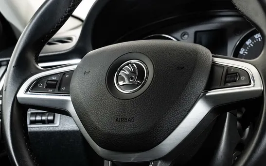 Skoda Rapid 1.40 робот, фото №1