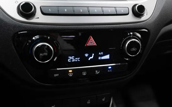 Hyundai Solaris 1.60 автоматическая, фото №1