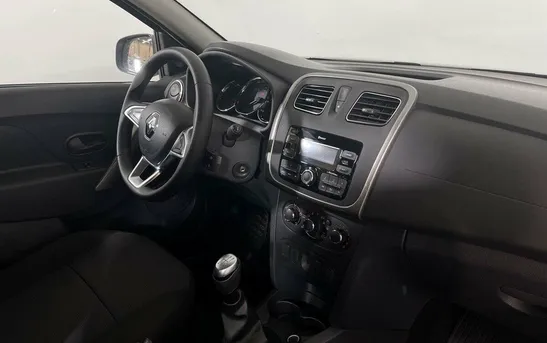 Renault Logan 1.60 механика, фото №1