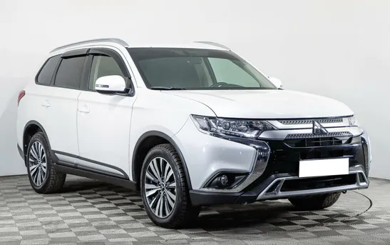 Mitsubishi Outlander 2.40 вариатор, фото №1