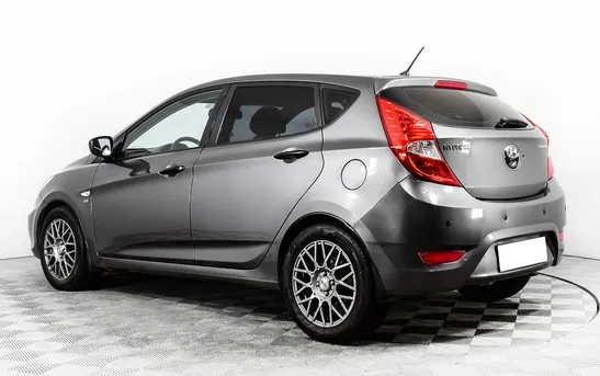 Hyundai Solaris 1.60 механика, фото №1