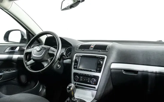 Skoda Octavia 1.80 механика, фото №1