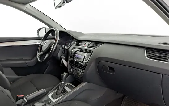 Skoda Octavia 1.80 робот, фото №1