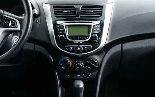 Hyundai Solaris 1.60 автоматическая, фото №1