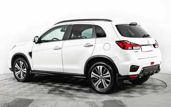 Mitsubishi ASX 2.00 вариатор, фото №1