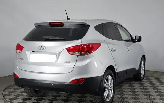 Hyundai ix35 2.00 автоматическая, фото №1