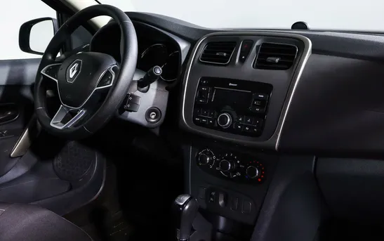Renault Sandero 1.60 автоматическая, фото №1
