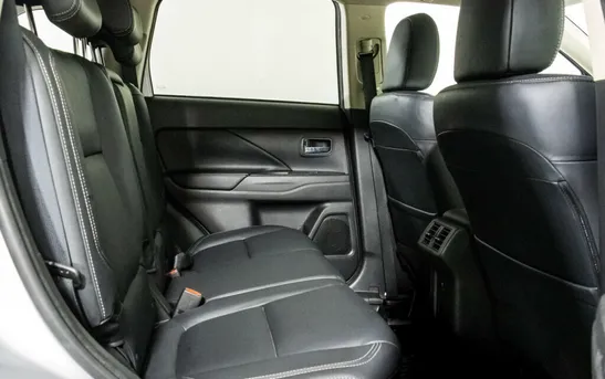 Mitsubishi Outlander 2.40 вариатор, фото №1