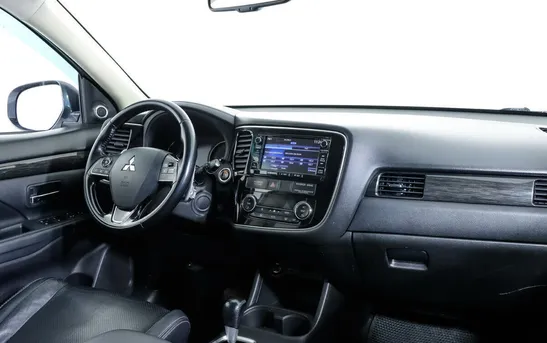 Mitsubishi Outlander 2.40 вариатор, фото №1