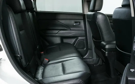 Mitsubishi Outlander 2.40 вариатор, фото №1