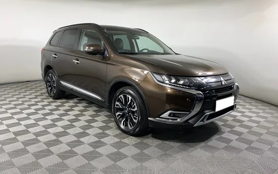 Mitsubishi Outlander 2.40 вариатор, фото №1