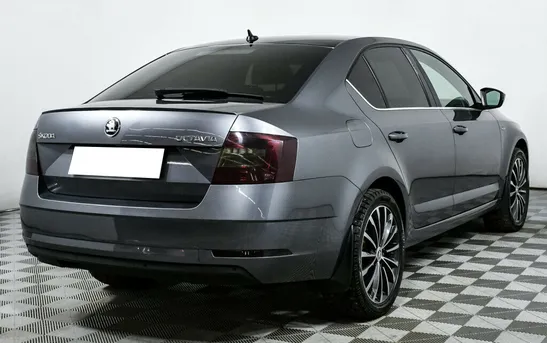 Skoda Octavia 1.80 робот, фото №1