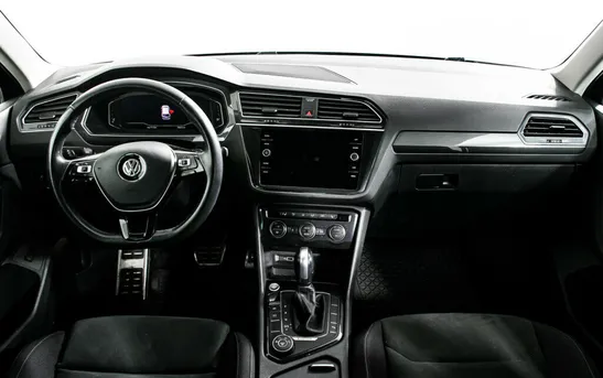 Volkswagen Tiguan 2.00 робот, фото №1