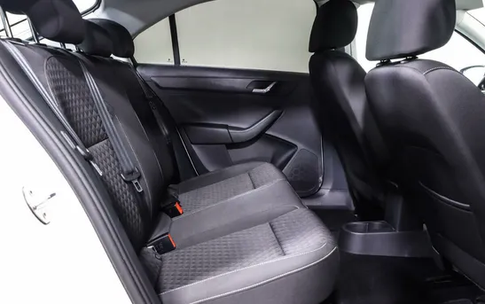 Skoda Rapid 1.40 робот, фото №1