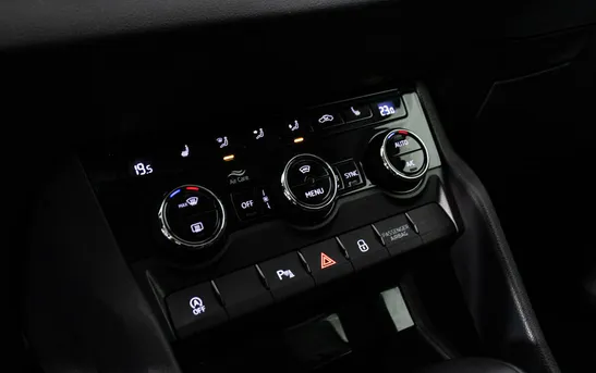 Skoda Karoq 1.40 автоматическая, фото №1