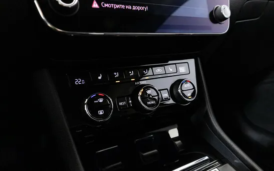 Skoda Superb 2.00 робот, фото №1