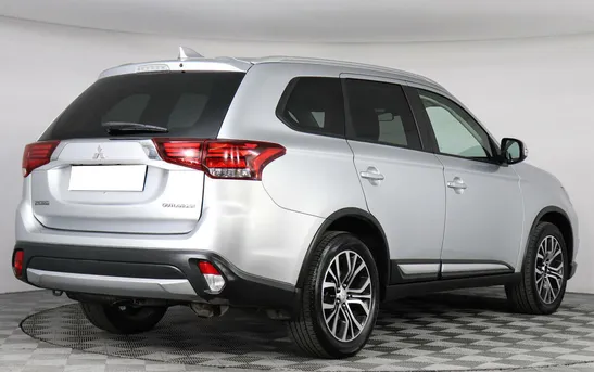 Mitsubishi Outlander 2.00 вариатор, фото №1