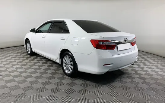 Toyota Camry 2.00 автоматическая, фото №1