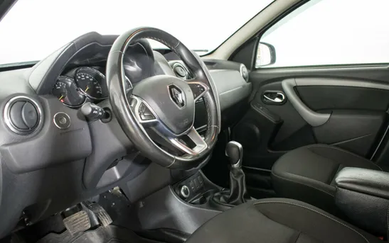 Renault Duster 2.00 автоматическая, фото №1