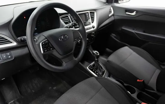 Hyundai Solaris 1.60 автоматическая, фото №1