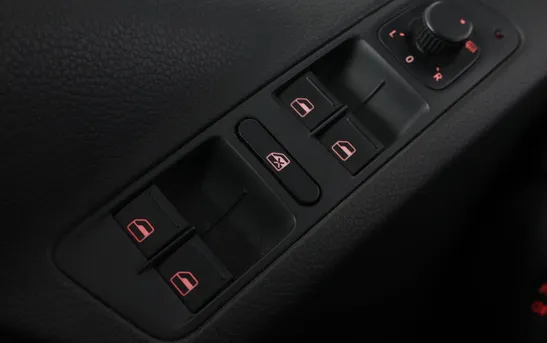 Volkswagen Tiguan 2.00 автоматическая, фото №1