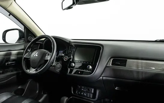 Mitsubishi Outlander 2.40 вариатор, фото №1