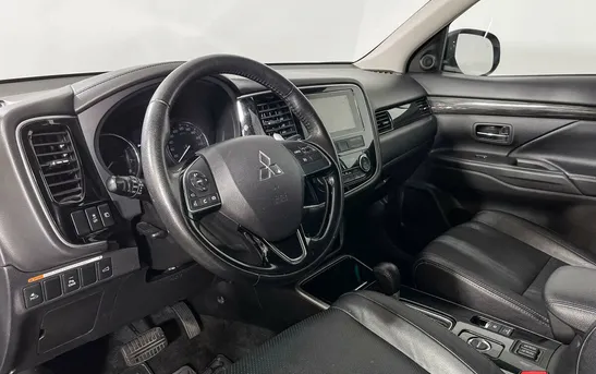 Mitsubishi Outlander 2.40 вариатор, фото №1