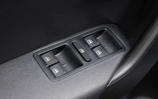 Volkswagen Polo 1.40 робот, фото №1