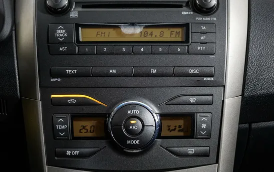 Toyota Corolla 1.60 робот, фото №1